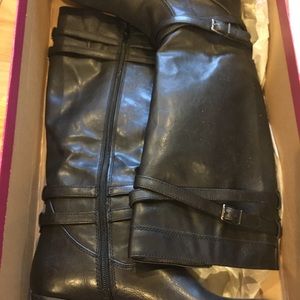 NWT  SALE Naturalizer Victorious Black Boots Size 6.5